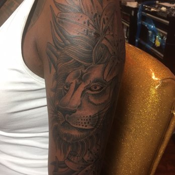 Black Cat Tattoo Studio - Tattoo Near Me - Honolulu, Hawaii