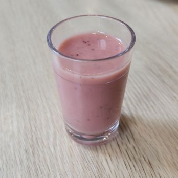 Cochon Dingue - Smootie en shooter et c'est offert gratuit une belle attention. - Breakfast & Brunch Near Me - Montreal, Quebec