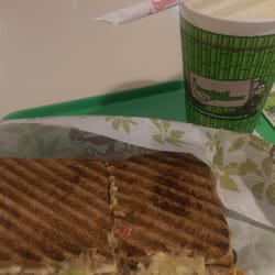 Tropical Banana - Natural tuna sandwich and energetic juice