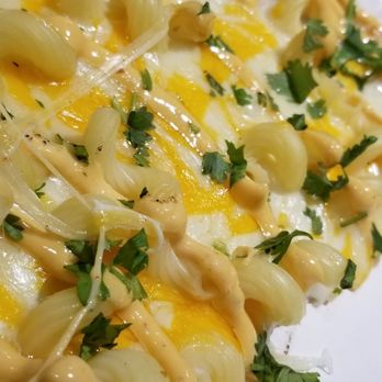 Krave It Pizza & Sandwich Joint - Mac n cheese slice $5 - Sandwiches Near Me - Bayside, New York
