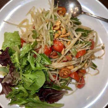 Naree Thai Restaurant - Thai Near Me - Long Beach, California
