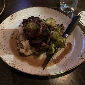 Downriggers - Grilled Flat Iron* *** - American Near Me - Friday Harbor, Washington