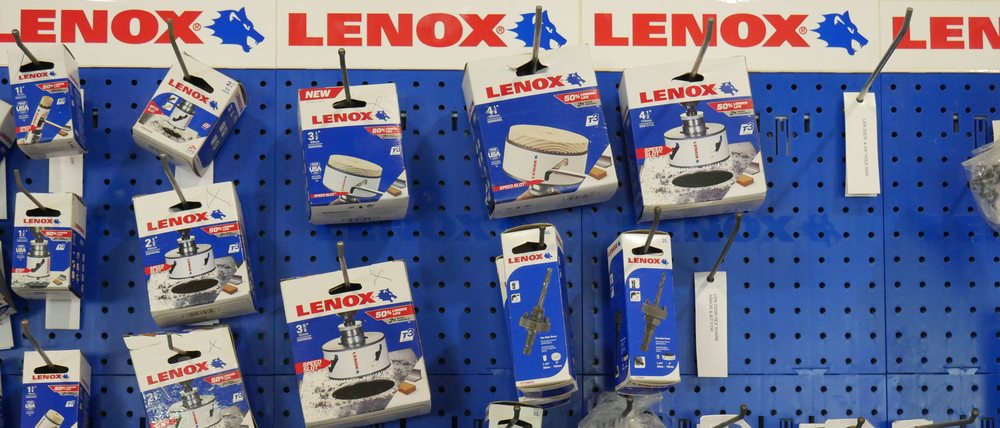 Slide of Wiseway Plumbing Electrical & Lighting Supply