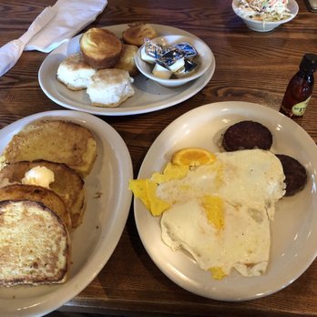 Cracker Barrel Old Country Store - Momma's French Toast Breakfast with maple syrup - Southern Near Me - West Valley, Utah Cracker Barrel Old Country Store - Momma's French Toast Breakfast with maple syrup - Southern Near Me - West Valley, Utah
