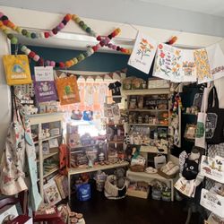 The Kitchen Table - Beautiful display of items