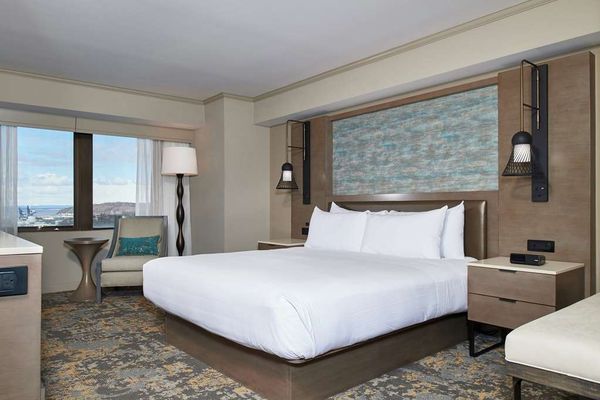 Hilton Anchorage by null