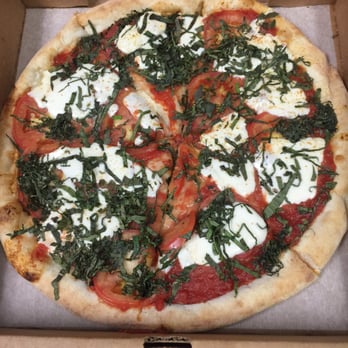 Neo Pizza- Annapolis - First time I've seen a pizza place cookthe basil on a Margherita pizza - Bars Near Me - Annapolis, Maryland Neo Pizza- Annapolis - First time I've seen a pizza place cookthe basil on a Margherita pizza - Bars Near Me - Annapolis, Maryland