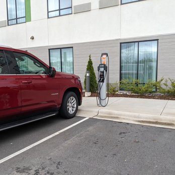 ChargePoint - ChargePoint, 8536 Outlets Blvd, Charlotte - EV Charging Stations Near Me - Charlotte, North Carolina ChargePoint - ChargePoint, 8536 Outlets Blvd, Charlotte - EV Charging Stations Near Me - Charlotte, North Carolina