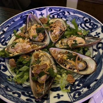 High Lúa Vietnamese Kitchen - Grilled Mussels - Vietnamese Near Me - Brooklyn, New York High Lúa Vietnamese Kitchen - Grilled Mussels - Vietnamese Near Me - Brooklyn, New York