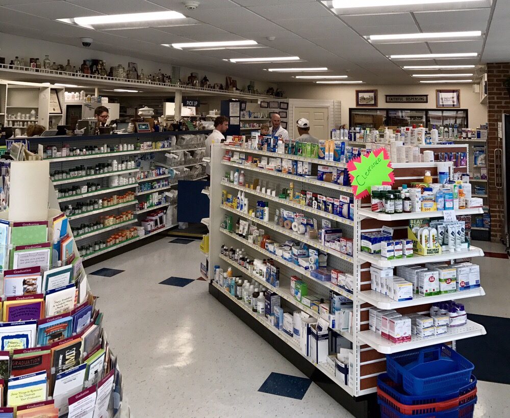 HUBBARD YOUNG PHARMACY Updated September 2024 11 Photos 402 College Ave, Clemson, South