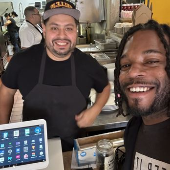 Momo's Cafe - American Near Me - Vallejo, California Momo's Cafe - American Near Me - Vallejo, California