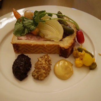 Berners Tavern - Pork pie ..meh - British Near Me - London, LND Berners Tavern - Pork pie ..meh - British Near Me - London, LND