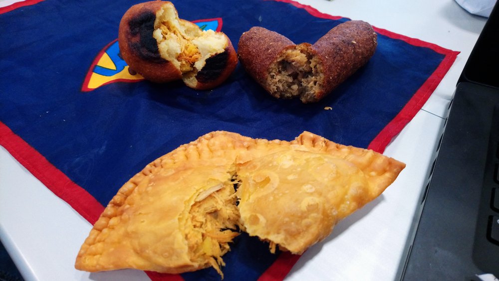 LA Esquinita Del Sabor