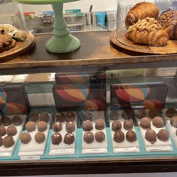 Nibble Chocolate - Chocolatiers & Shops Near Me - San Diego, California
