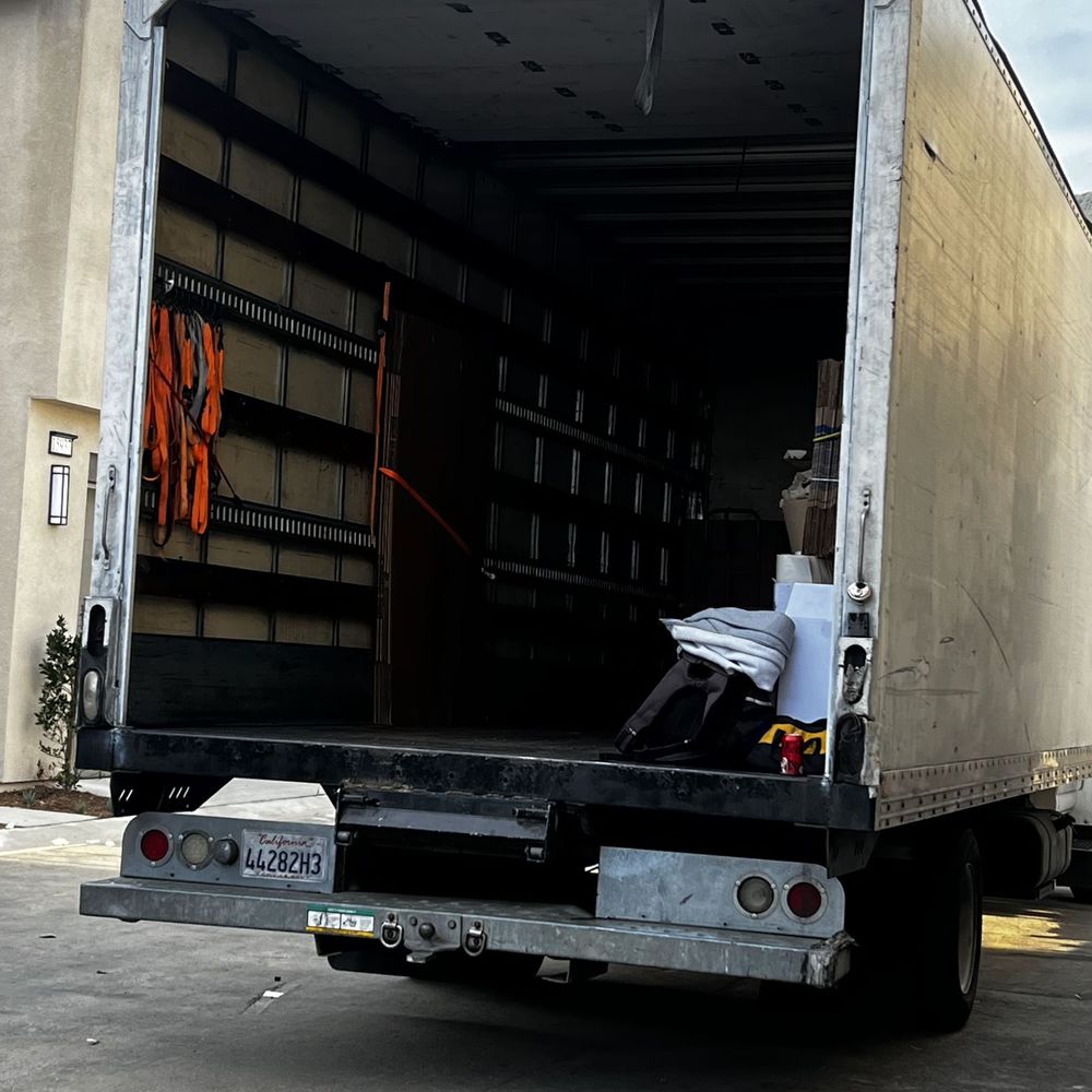 STEP Moving & Storage - Movers Near Me - Irvine, California STEP Moving & Storage - Movers Near Me - Irvine, California