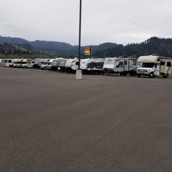 Camping World - Coburg - Trailers - RV Dealers Near Me - Coburg, Oregon