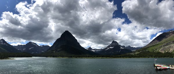 Many Glacier Hotel by null