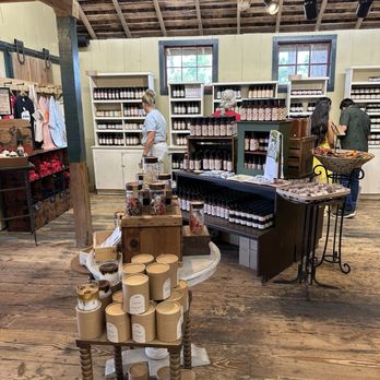 Das Peach Haus - Specialty Food Near Me - Fredericksburg, Texas Das Peach Haus - Specialty Food Near Me - Fredericksburg, Texas