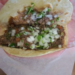 Taqueria Los Garcia - Spicy Barbacoa tacos deliciousness
