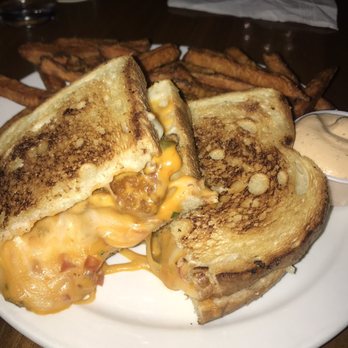 Victoria's Tavern - 365 grilled cheese (chicken tenders, pico, queso cheese) - Pubs Near Me - Regina, Saskatchewan