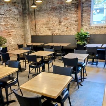 Petra - Spacious dining room - Mediterranean Near Me - Nevada City, California