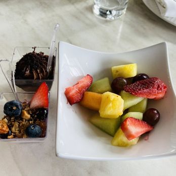 La Vie - Fruit bowl and parfaits - Cocktail Bars Near Me - Washington, DC, District of Columbia