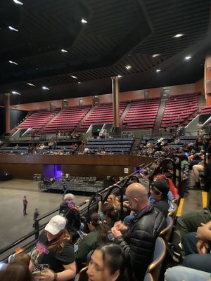Bill Graham Civic Auditorium by null
