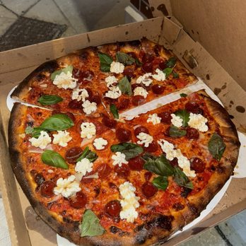 Zazas Pizzeria - MIKES HOT PEPPERONI PIE - Pizza Near Me - Chicago, Illinois