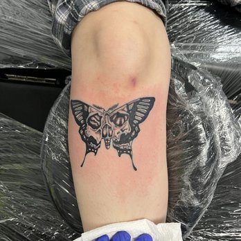 Famous Touch Tattoos - Tattoo Near Me - Boston, Massachusetts Famous Touch Tattoos - Tattoo Near Me - Boston, Massachusetts