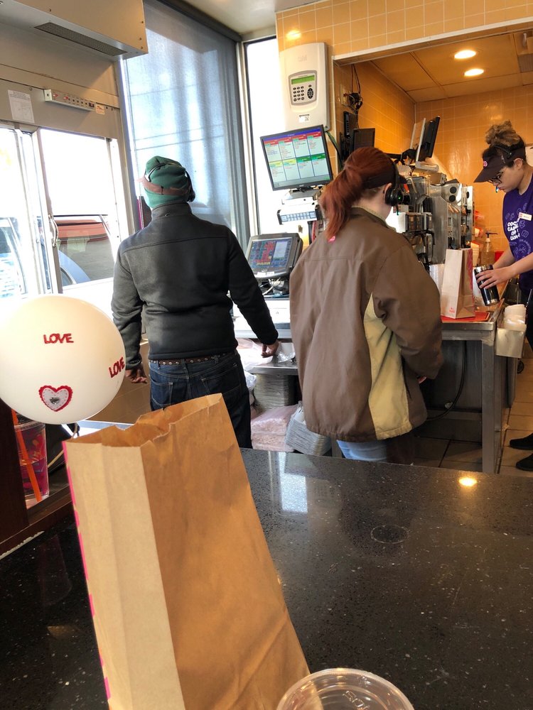 DUNKIN’ 11 Reviews 4 Chevy Dr E, Syracuse, New York Donuts