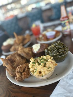 Lo-Lo's Chicken & Waffles by null