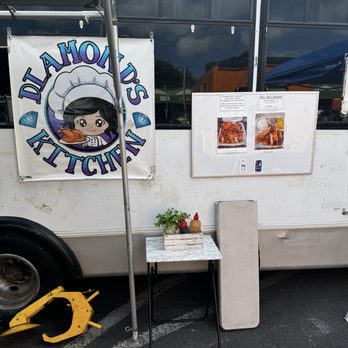 Diamond's Kitchen - Menu - Food Trucks Near Me - Waipahu, Hawaii