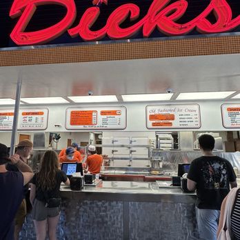 Dick's - Inside - Fast Food Near Me - Seattle, Washington