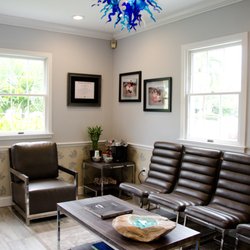 Tarpon Shores Dental - Waiting room