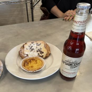 Cafe Trois - Coffee & Tea Near Me - Northvale, New Jersey