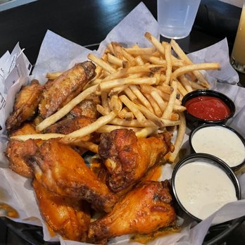 Pub 365 - Beer Bar Near Me - Las Vegas, Nevada