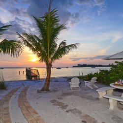 Laughlin Tanner Group - Sarasota Luxury Real Estate - Siesta Key Sunset