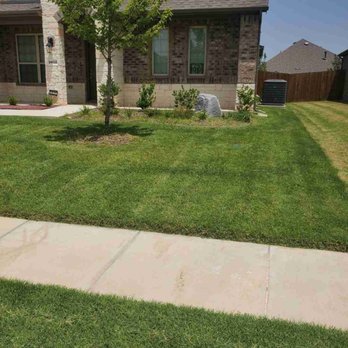 Cowboy Cutt Lawn Care - a front yard - Lawn Services Near Me Cowboy Cutt Lawn Care - a front yard - Lawn Services Near Me
