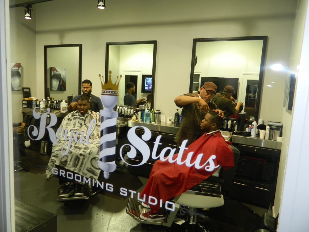 ROYAL STATUS GROOMING STUDIO 313 N La Brea Ave, Inglewood, California