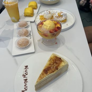 Mango Mango Dessert - Juice Bars & Smoothies Near Me - Honolulu, Hawaii