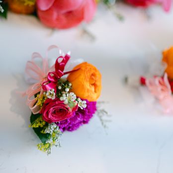 Bings Design - Floral Designers Near Me