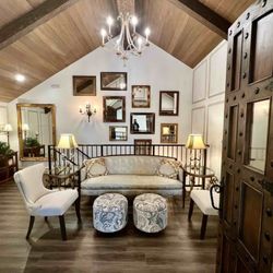 9 Aviles Wedding Event Venue - Bride Room