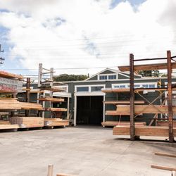 HPM Building Supply - Makawao - Lumber yard at Makawao Miyake HPM