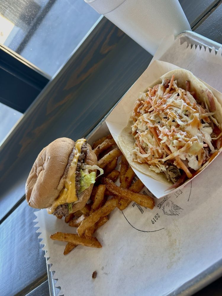 Coastal Plain Barbecue Logo