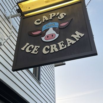 Cap’s Ice Cream - Ice Cream & Frozen Yogurt Near Me - Mount Prospect, Illinois