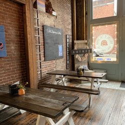 Rolling 'N' the Dough - Inside Dining Area