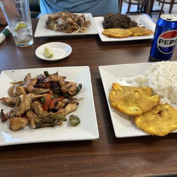 El Mambo Restaurant - Chicken strips with white rice and tostones. - Cuban Near Me - Cape Coral, Florida El Mambo Restaurant - Chicken strips with white rice and tostones. - Cuban Near Me - Cape Coral, Florida