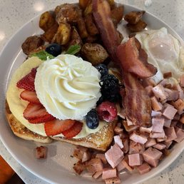 Americano Classico with the Crème Brûlée French Toast