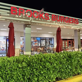 Brooks Burgers - Outside - Burgers Near Me - Naples, Florida Brooks Burgers - Outside - Burgers Near Me - Naples, Florida