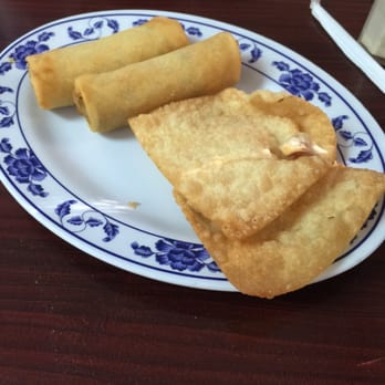 Walnut Tree Restaurant - Egg roll and fried wonton - Chinese Near Me - Walnut, California